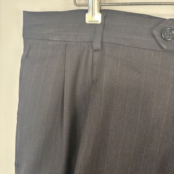 Jos A Bank Mens 43R Navy Blue Pinstripe Suit Blazer Pants 2 Piece Wool READ - Picture 10 of 15
